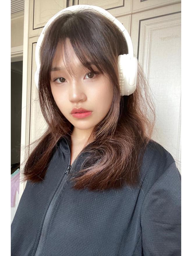 必威金运头戴式蓝牙耳机A5怎么样?值不值得够吗?(图2) 必威金运头戴式蓝牙耳机A5怎么样?值不值得够吗?(图2)