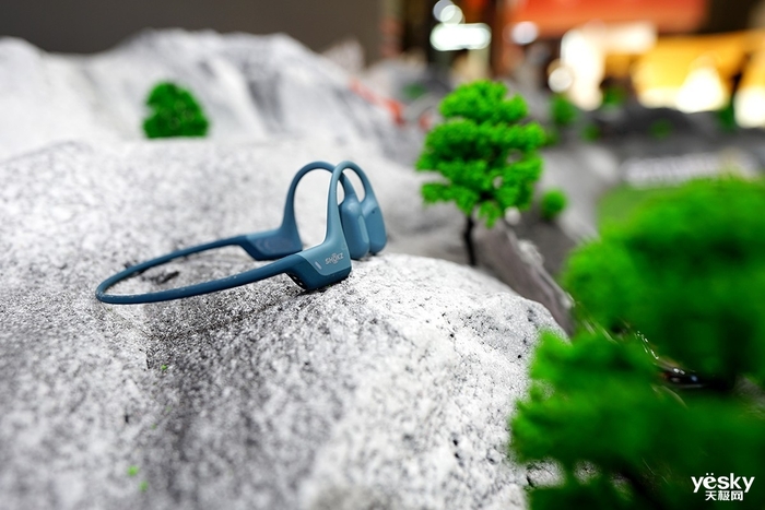 Shokz韶音专业游泳铁三耳机OpenSwim Pro首必威秀AWE2024(图3) Shokz韶音专业游泳铁三耳机OpenSwim Pro首必威秀AWE2024(图3)