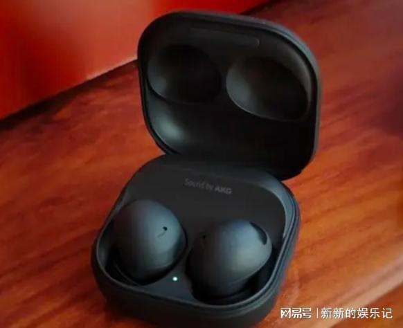 上班族喜欢的4款蓝牙耳机寻找心灵的慰藉必威(图4) 上班族喜欢的4款蓝牙耳机寻找心灵的慰藉必威(图4)